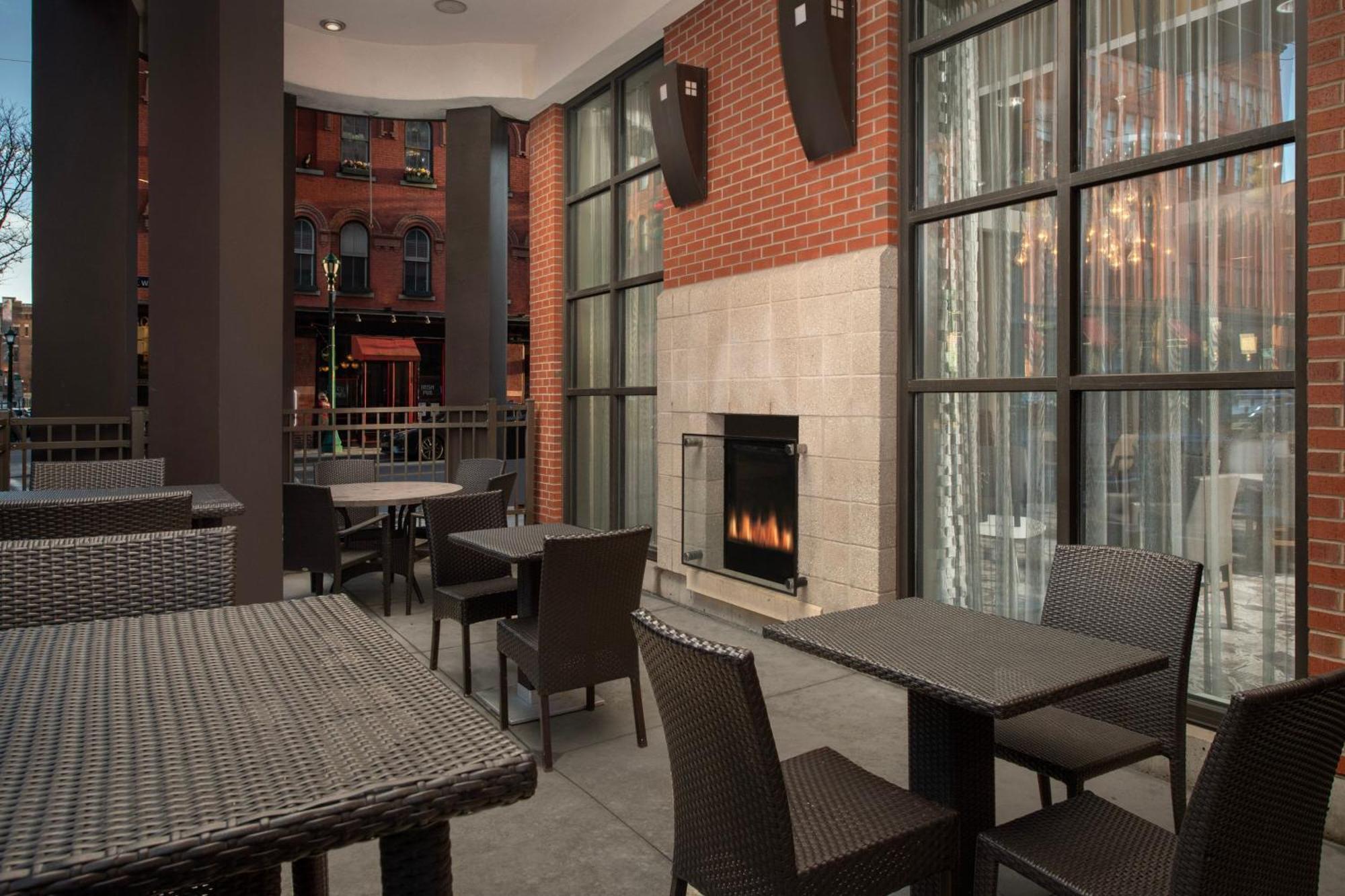 Residence Inn By Marriott Syracuse Downtown At Armory Square Екстериор снимка